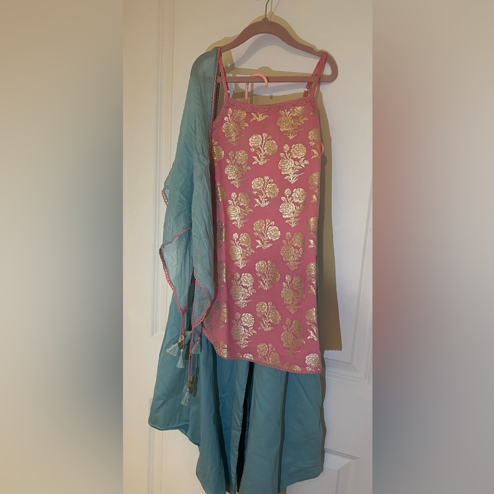 NWT Girls Indian Outfit
